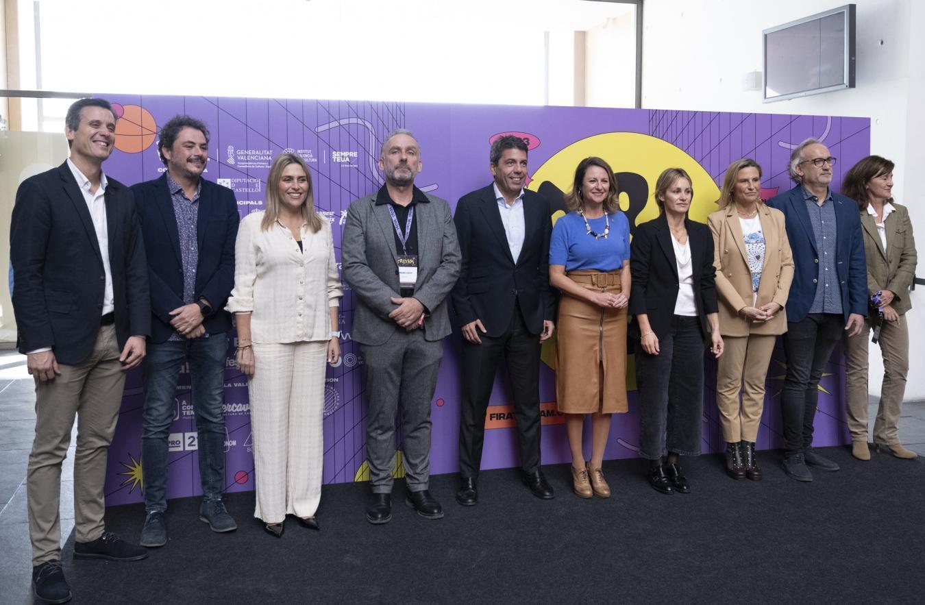 Marta Barrachina apoya el Trovam como plataforma para la difusión de la música valenciana