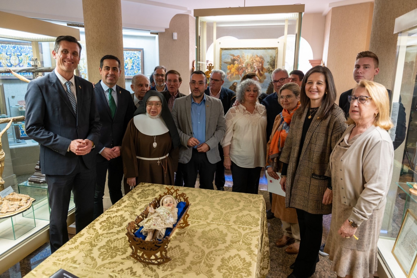 La Diputació de Castelló entrega a l'Associació Amics del Pouet del Sant la imatge restaurada del ‘Niño Jesús’ i enaltix el patrimoni cultural de Vila-real