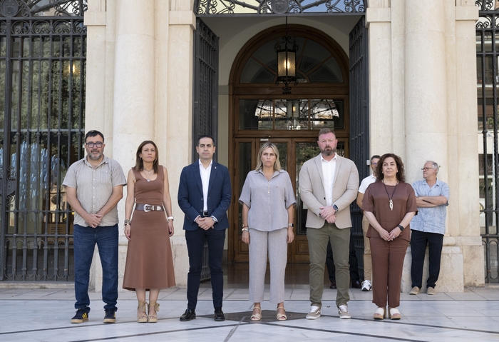La Diputación de Castellón muestra su condena al crimen de violencia machista de Algemesí