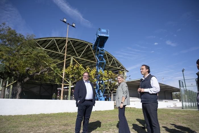 La Diputació de Castelló avança cap a una província més sostenible amb 99 instal·lacions fotovoltaiques en 61 municipis de la província i amb una inversió superior als 2,6 milions d'euros