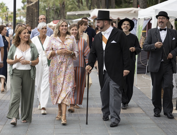 Marta Barrachina posa en valor la Belle Époque com un atractiu per a atraure turisme i donar a conéixer la història i el patrimoni de Benicàssim