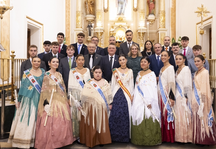 Marta Barrachina reafirma su compromiso con las tradiciones y costumbres populares en Montanejos