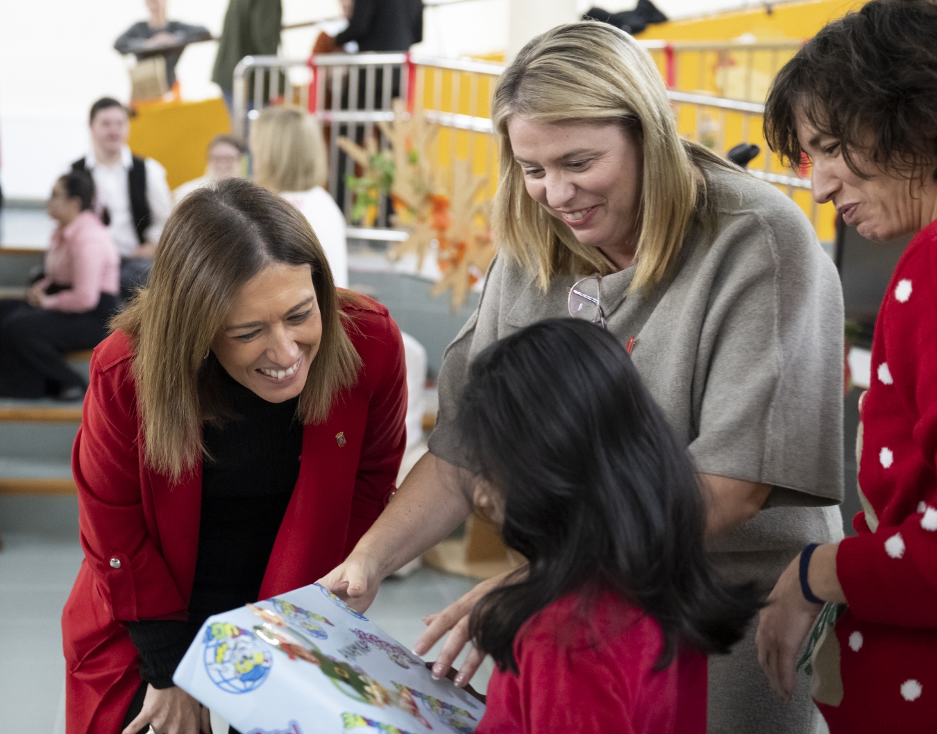 La suerte llena el CEE Penyeta Roja con amor, paz y amistad