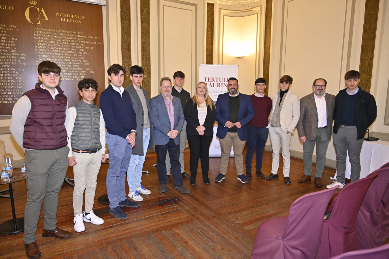 La Diputació de Castelló reunix professionals de la tauromàquia en la tertúlia ‘La Fira de la Magdalena, escenari de llançament’