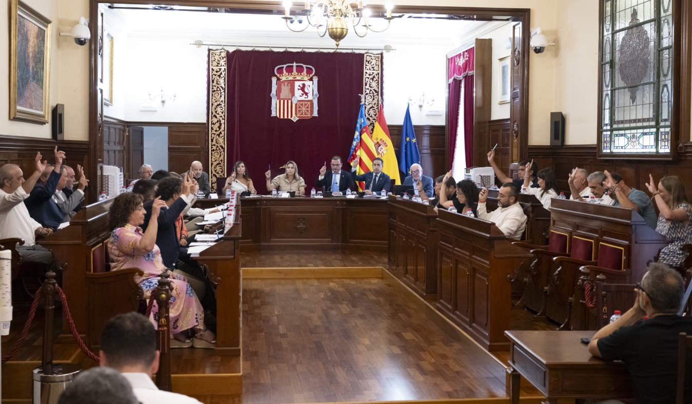 La Diputación de Castellón se une para reclamar un servicio ferroviario digno y adaptado a las necesidades de la provincia